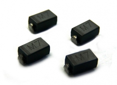 دیود SMD 1N4007 M7